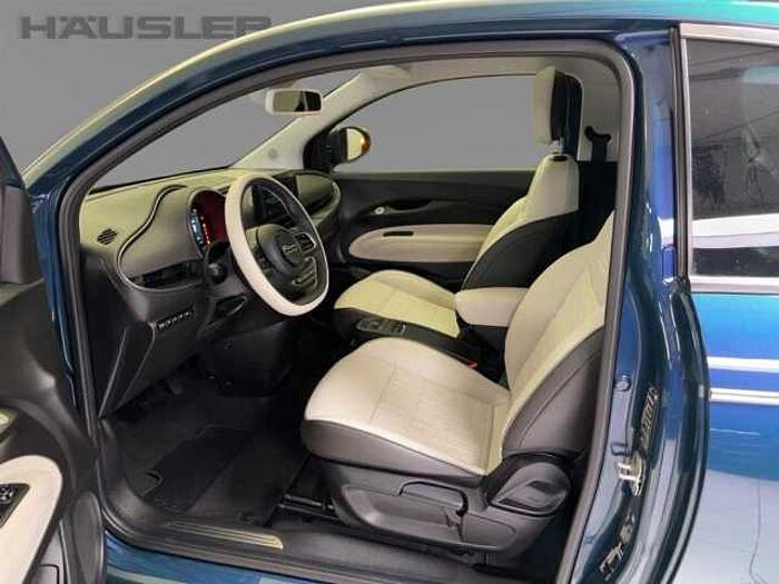 Fiat 500e la Prima by Bocelli Leder Panoramadach ACC Kamera