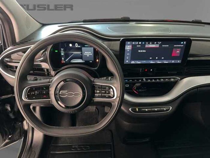 Fiat 500e Icon Sitzheizung Einparkhilfe Kamera Navi CarPlay