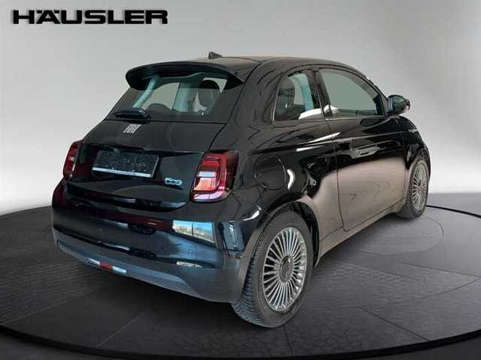 Fiat 500e Icon Sitzheizung Einparkhilfe Kamera Navi CarPlay