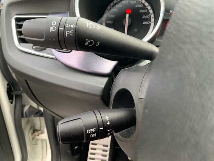 Alfa Romeo Giulietta 1.4 TB MultiAir Turismo Leder PDC Xenon Sportpaket