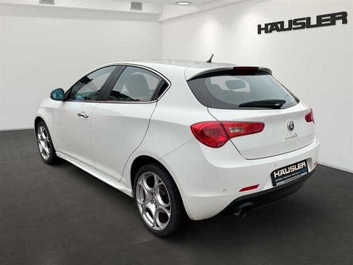 Alfa Romeo Giulietta 1.4 TB MultiAir Turismo Leder PDC Xenon Sportpaket