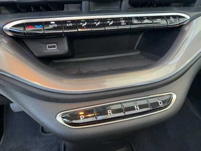 Fiat 500 Cabriolet*Tempomat*UConnect*Klima*AppleCarplay*