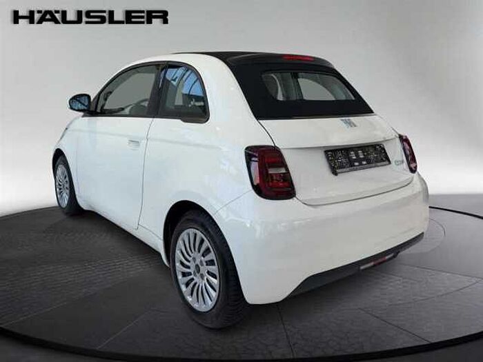 Fiat 500 Cabriolet*Tempomat*UConnect*Klima*AppleCarplay*