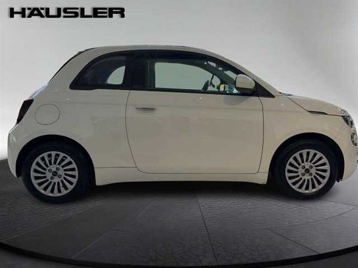Fiat 500 Cabriolet*Tempomat*UConnect*Klima*AppleCarplay*