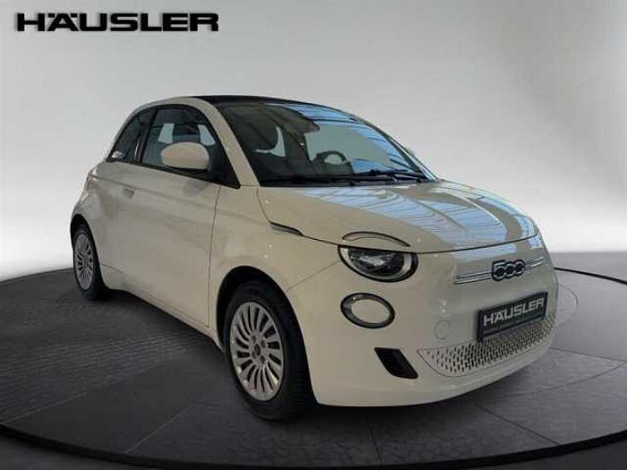 Fiat 500 Cabriolet*Tempomat*UConnect*Klima*AppleCarplay*