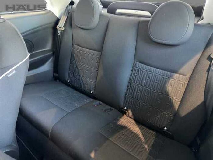 Fiat 500 Cabriolet*Tempomat*UConnect*Klima*AppleCarplay*