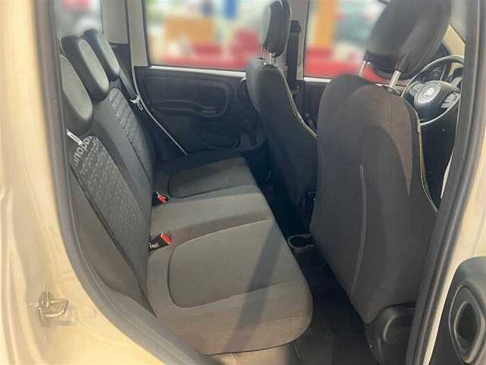 Fiat Panda Hybrid 1.0 GSE Klima, Parksens. , Tempomat, ISOFIX