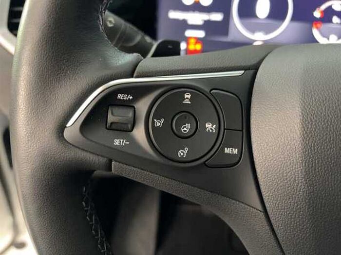 Opel Grandland X Ultimate AWD Automatik Leder Kamera Sitzbelüftung