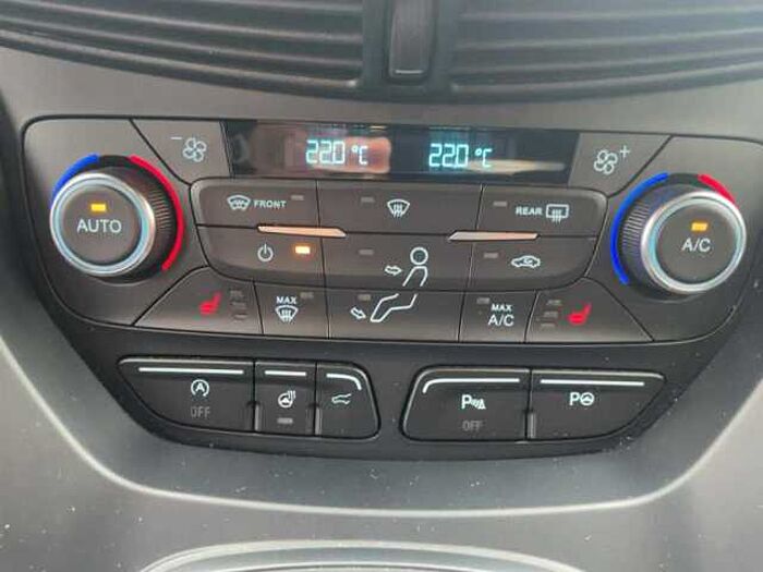 Ford Kuga ST-Line Allrad Automatik Anhängerkupplung*Navi*Kamera*PDC*Isofix*Sitzheizun