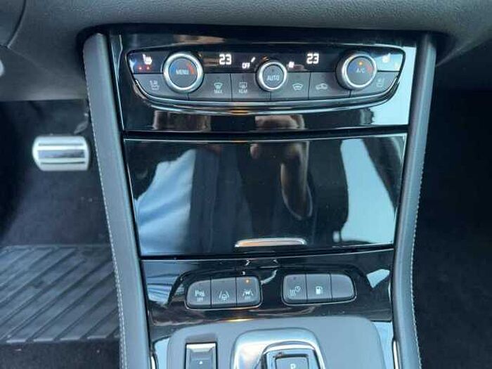 Opel Grandland X Hybrid*4X4*Ultimate*Leder*LED*PDC*ACC*Carplay*uvm.