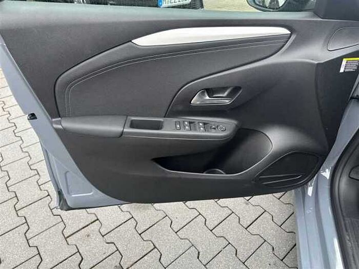 Opel Corsa GS*LED*SHZ*Kamera*Parkpilot*Carplay*Navi*uvm.