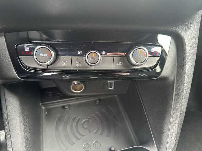 Opel Corsa GS*LED*SHZ*Kamera*Parkpilot*Carplay*Navi*uvm.