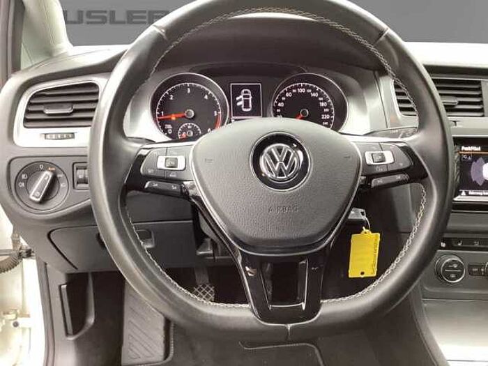Volkswagen Golf 7 1.6TDI Lounge *Parksensoren*2-Zonen-Klima*