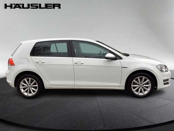 Volkswagen Golf 7 1.6TDI Lounge *Parksensoren*2-Zonen-Klima*