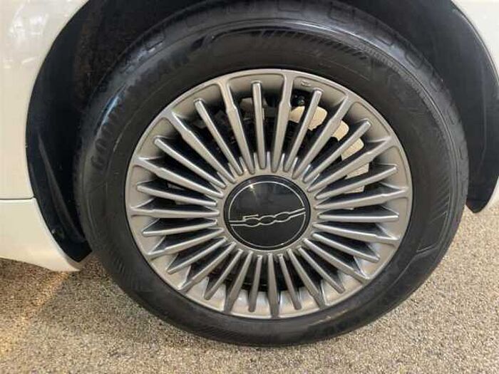 Fiat 500e Klimaaut.*Navi*AppleCarPlay*