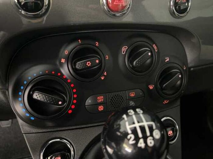 Fiat 500 Lounge 1.0 Hybrid CarPlay DAB Radio PDC hinten