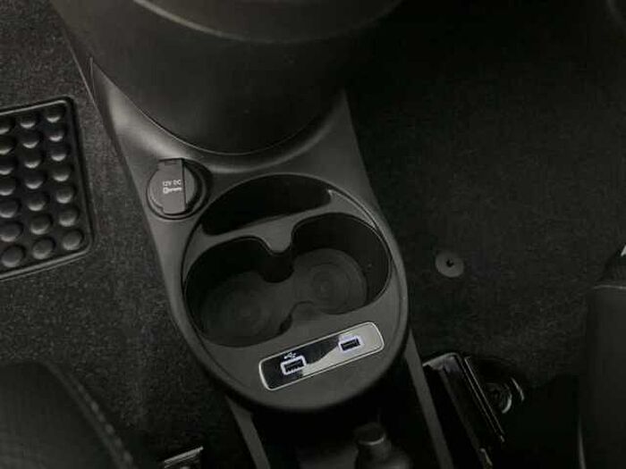 Fiat 500 Lounge 1.0 Hybrid CarPlay DAB Radio PDC hinten