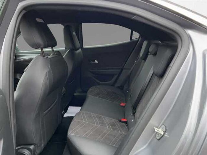 Opel Mokka-e Ultimate 97,4% Batterie (SOH) PDC* Kamera* Carplay* NAVI*