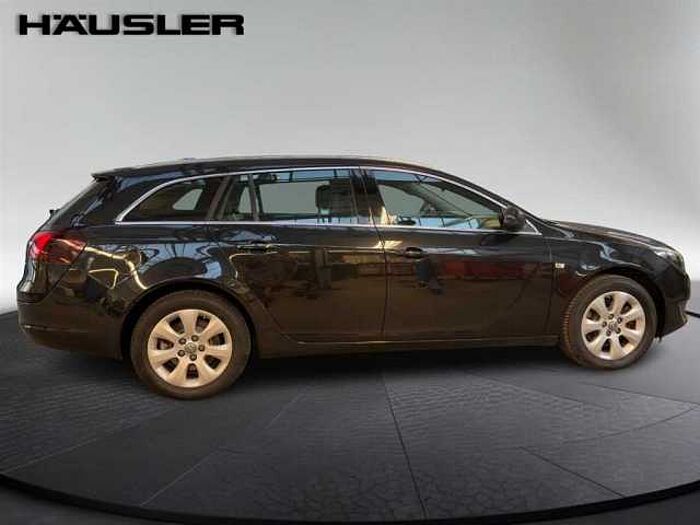 Opel Insignia Sports Tourer 1.6 Automatik *Navi*Leder*PDC*Sitzheizung*