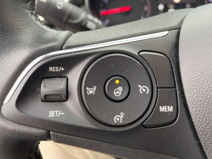 Opel Crossland X Ultimate 1.2 Navi*Sitz-u.Lenkradheizung*Kamera*PDC*Keyless*Isofix