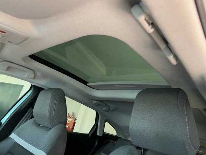 Citroen C4 PT 130 Shine Automatik Kamera KeyLess Navi LED