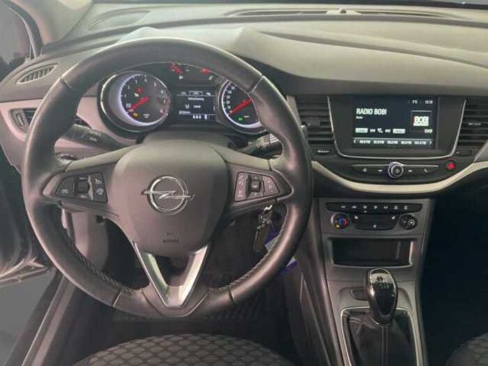 Opel Astra ST 1.2T Edition Einparkhilfe Navi Winterpaket