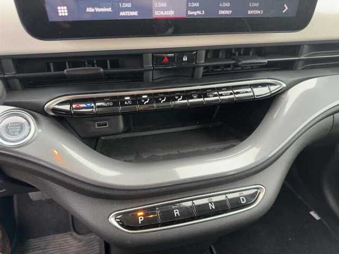 Fiat 500 Neuer 500 *Klimaautomatik* *CarÜlay* *3-Phasen-Onboardcharger* uvm.