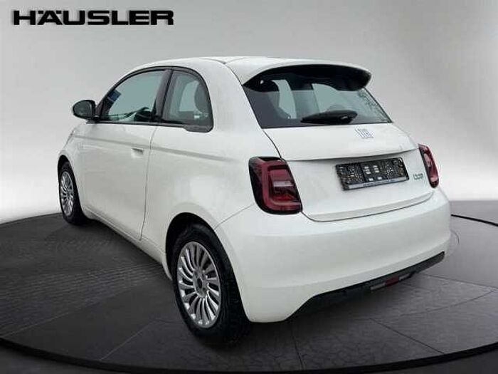 Fiat 500 Neuer 500 *Klimaautomatik* *CarÜlay* *3-Phasen-Onboardcharger* uvm.