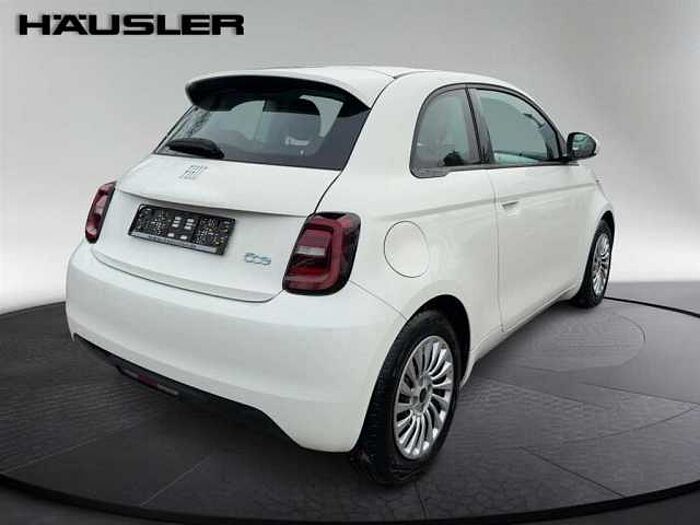 Fiat 500 Neuer 500 *Klimaautomatik* *CarÜlay* *3-Phasen-Onboardcharger* uvm.