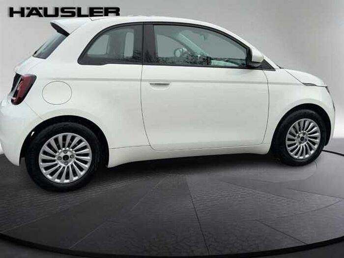 Fiat 500 Neuer 500 *Klimaautomatik* *CarÜlay* *3-Phasen-Onboardcharger* uvm.