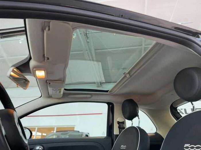 Fiat 500 1.2 Lounge *Glas Panoramadach* *Parksensoren hinten*