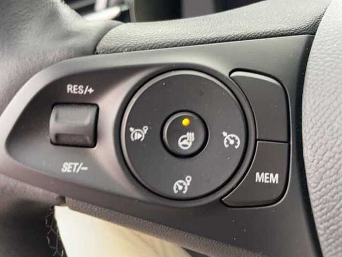 Opel Corsa Elegance 1.2 7300 km!!! Rückfahrkamera*PDC*Sitz-u.Lenkra