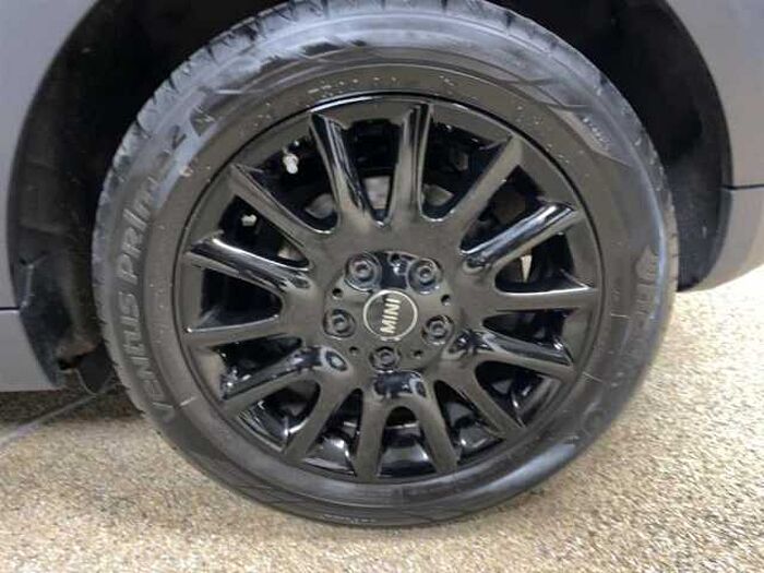 MINI COOPER 1.5*Klimaaut.*SHZ*PDC*uvm*