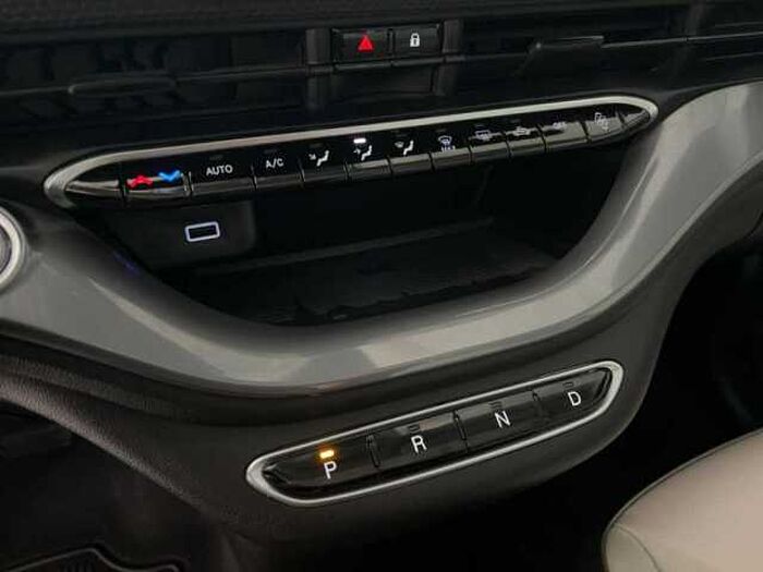 Fiat 500e Neuer 500 By Bocelli Leder LED CarPlay Navi Kamera