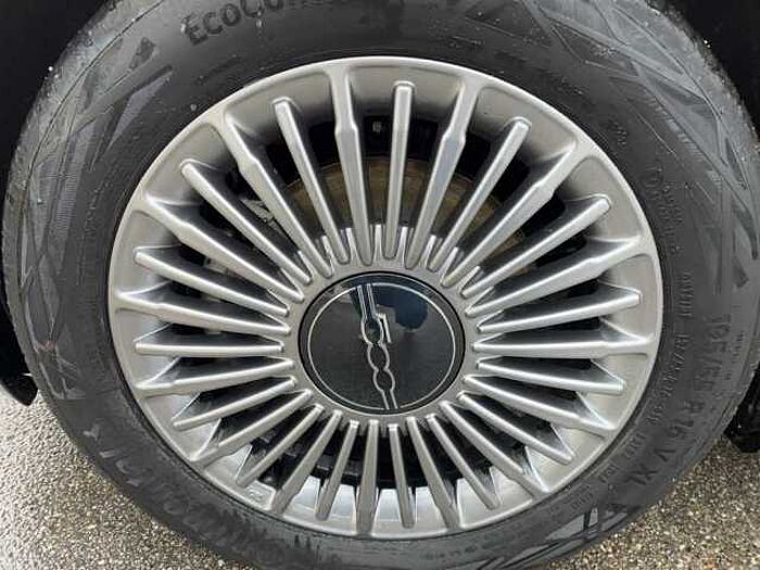 Fiat 500 Elektro 42 kWh *PDC*Sitzheizung*Kamera*Alufelgen*