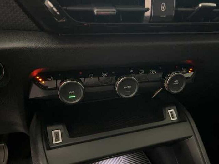 Citroen C4 PureTech 130 Shine CarPlay Rückfahrkamera Navi