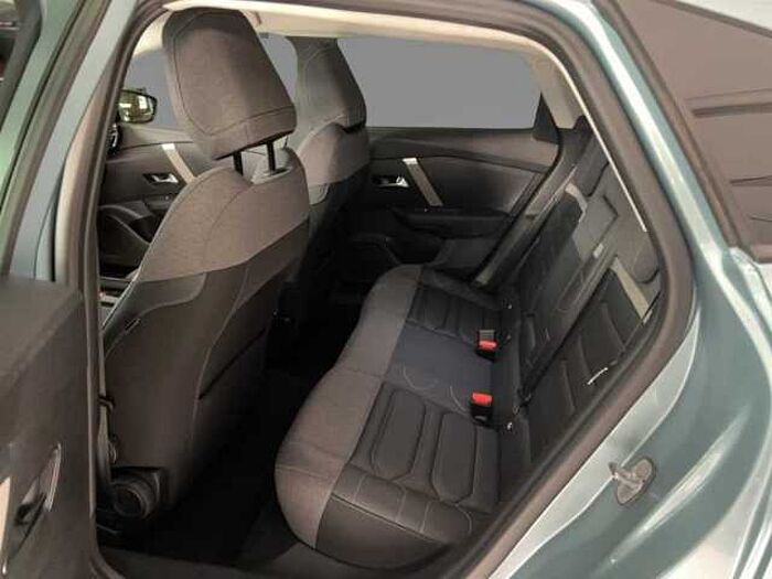 Citroen C4 PureTech 130 EAT8 Shine CarPlay Navi Kamera