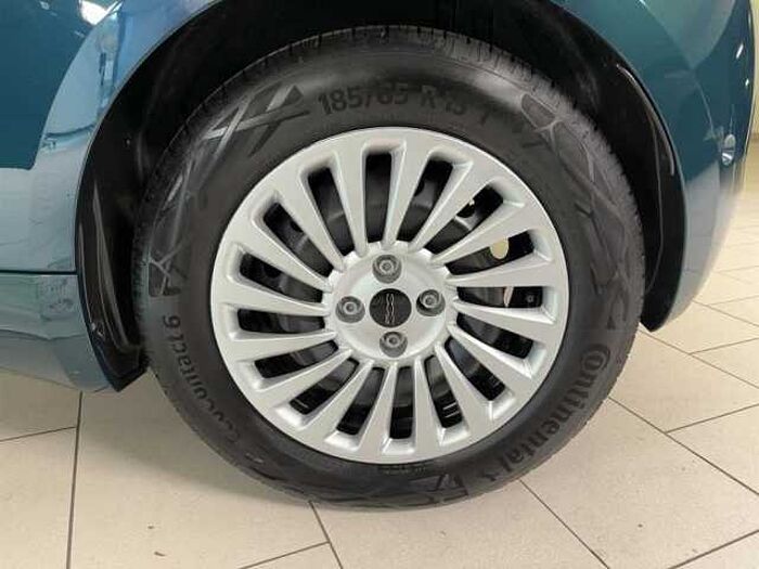 Fiat 500e Neuer 500 Rückfahrkamera Klimaautomatik Sitzheizung