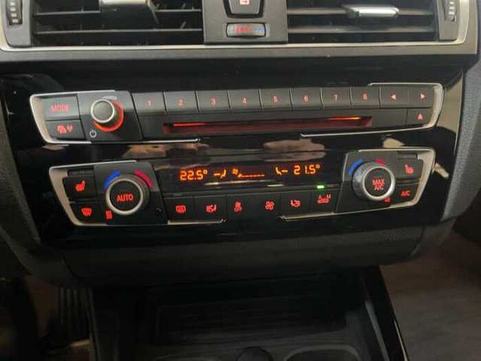 BMW 118 Sport Line*Klimaaut*PDC*Navi*Schiebedach*