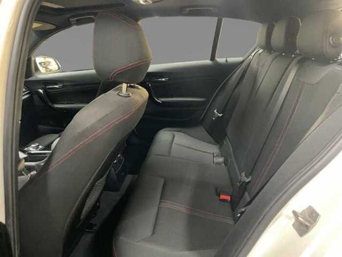 BMW 118 Sport Line*Klimaaut*PDC*Navi*Schiebedach*