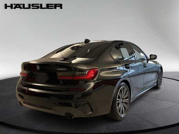 BMW 320 i xDrive M Sport Automatik Leder Kamera Schiebedach