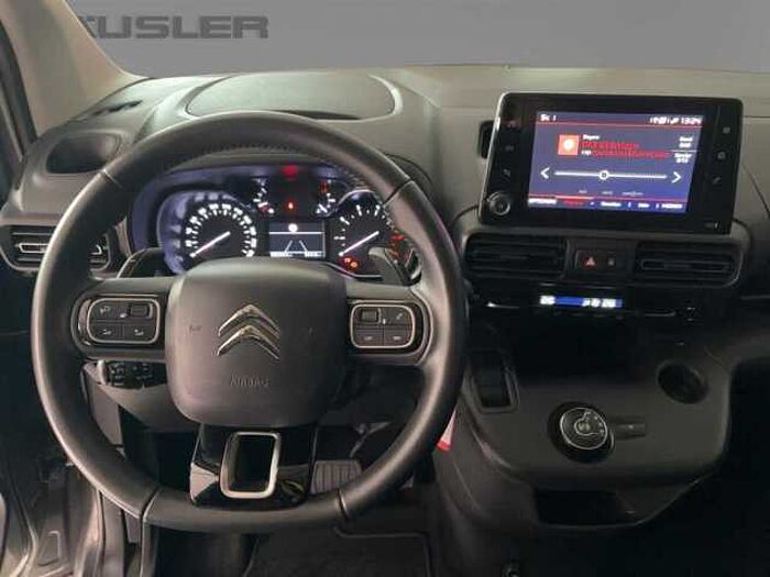 Citroen Berlingo FEEL PT130 Automatik CarPlay Navi Kamera 4,75m