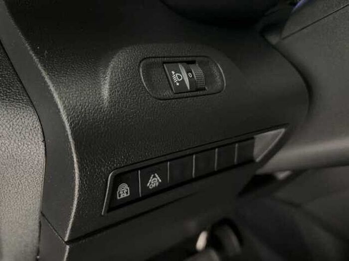 Citroen Berlingo FEEL PT130 Automatik CarPlay Navi Kamera 4,75m