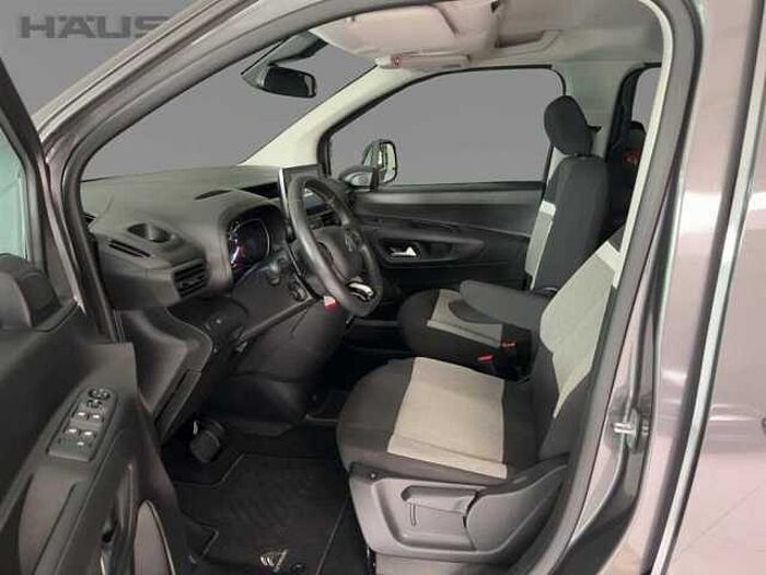 Citroen Berlingo FEEL PT130 Automatik CarPlay Navi Kamera 4,75m