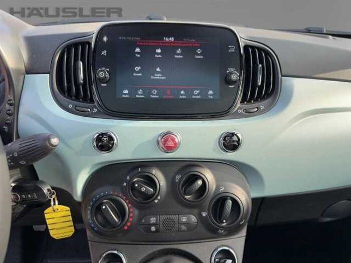 Fiat 500 1.0 Hybrid Dolcevita Navi*Allwetterreifen*PDC hinten*Bluetooth*Panoramadac