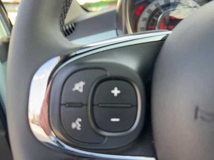 Fiat 500 1.0 Hybrid Dolcevita Navi*Allwetterreifen*PDC hinten*Bluetooth*Panoramadac