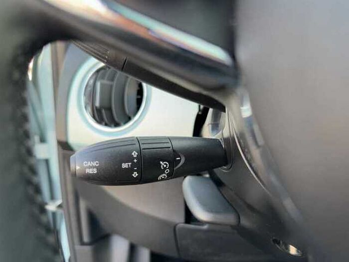 Fiat 500 1.0 Hybrid Dolcevita Navi*Allwetterreifen*PDC hinten*Bluetooth*Panoramadac