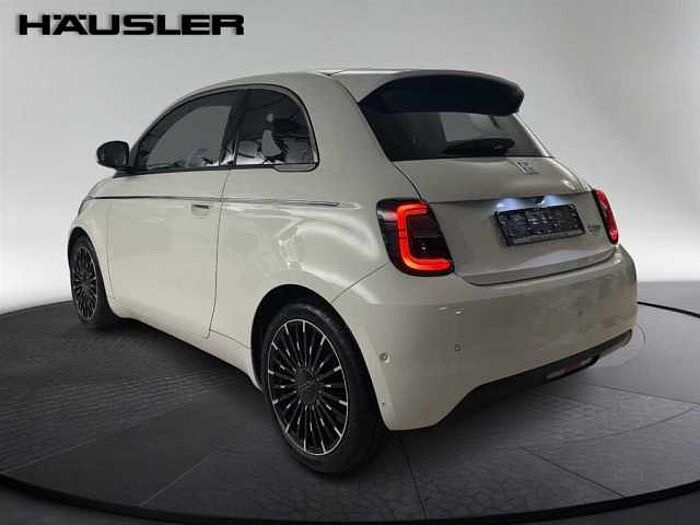 Fiat 500e la prima By Bocelli Kamera Leder Panoramadach LED
