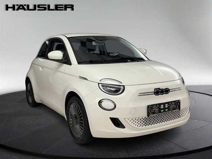 Fiat 500e Icon CarPlay Rückfahrmkamera Sitzheizung Navi