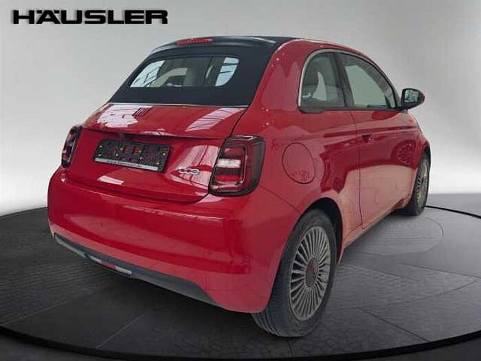 Fiat 500 Cabrio RED Cabrio 42kw/h 3-Phasen-Charger *Navi* *SHZ* *PDC* *Kamera* *CarPl
